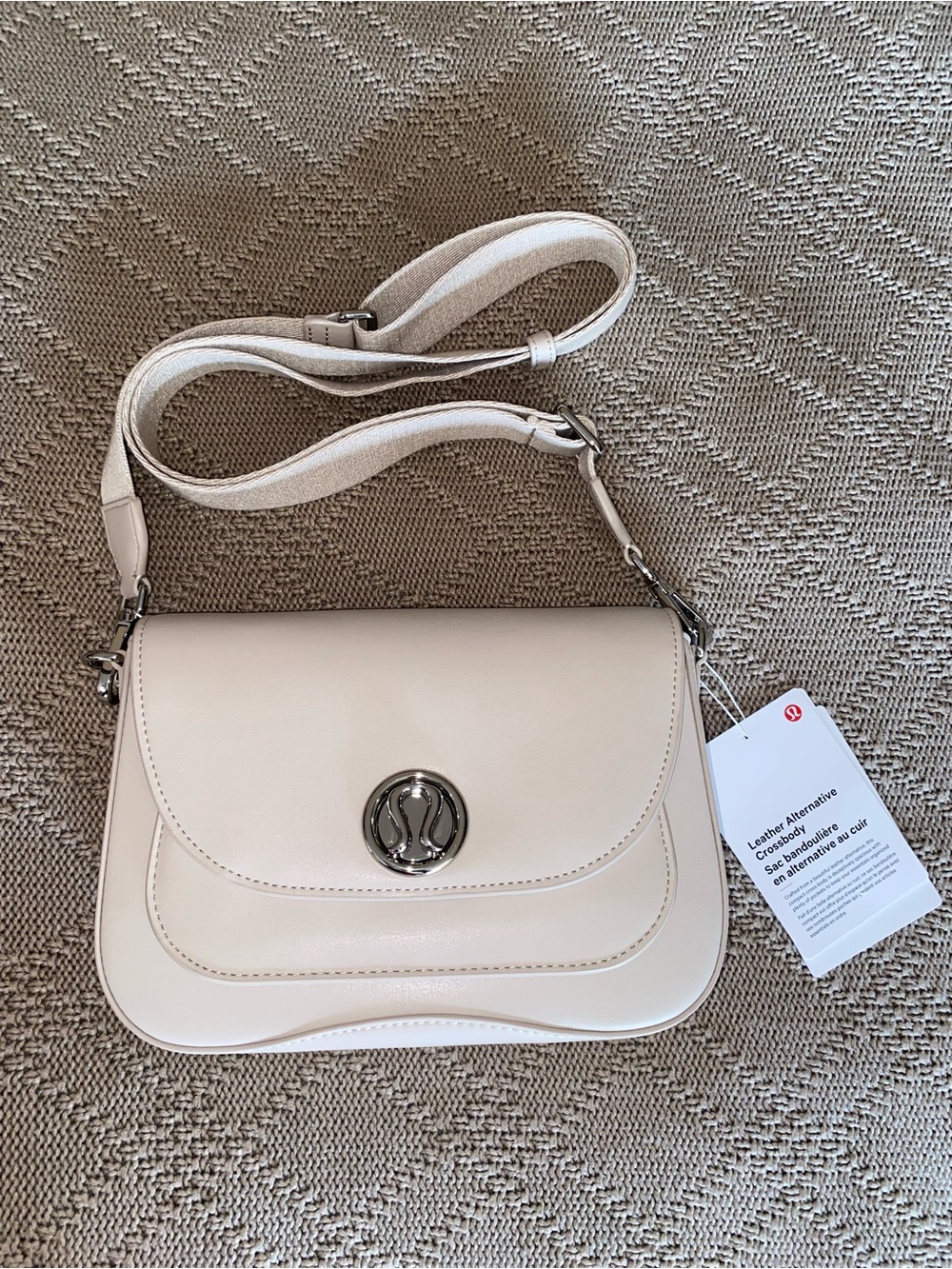 Lululemon cactus leather bag